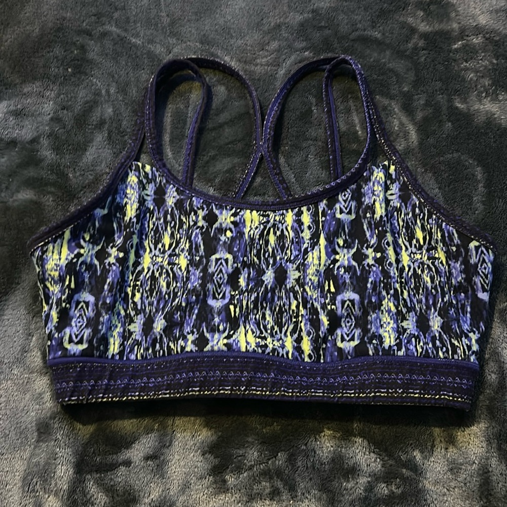 Women’s sports bra